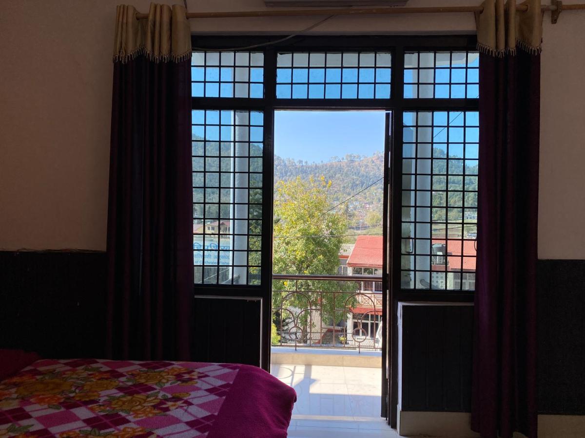 Kanara Hotel Bhīm Tāl エクステリア 写真