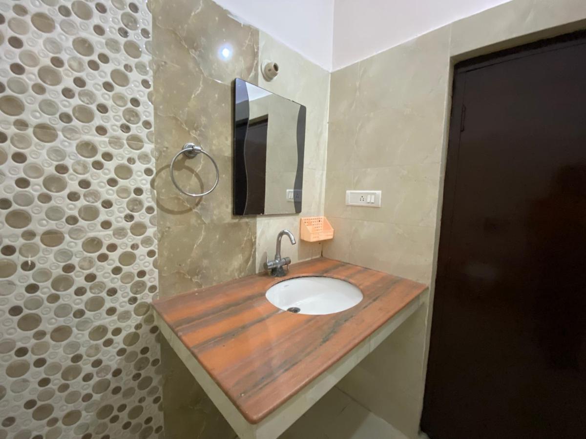 Kanara Hotel Bhīm Tāl エクステリア 写真