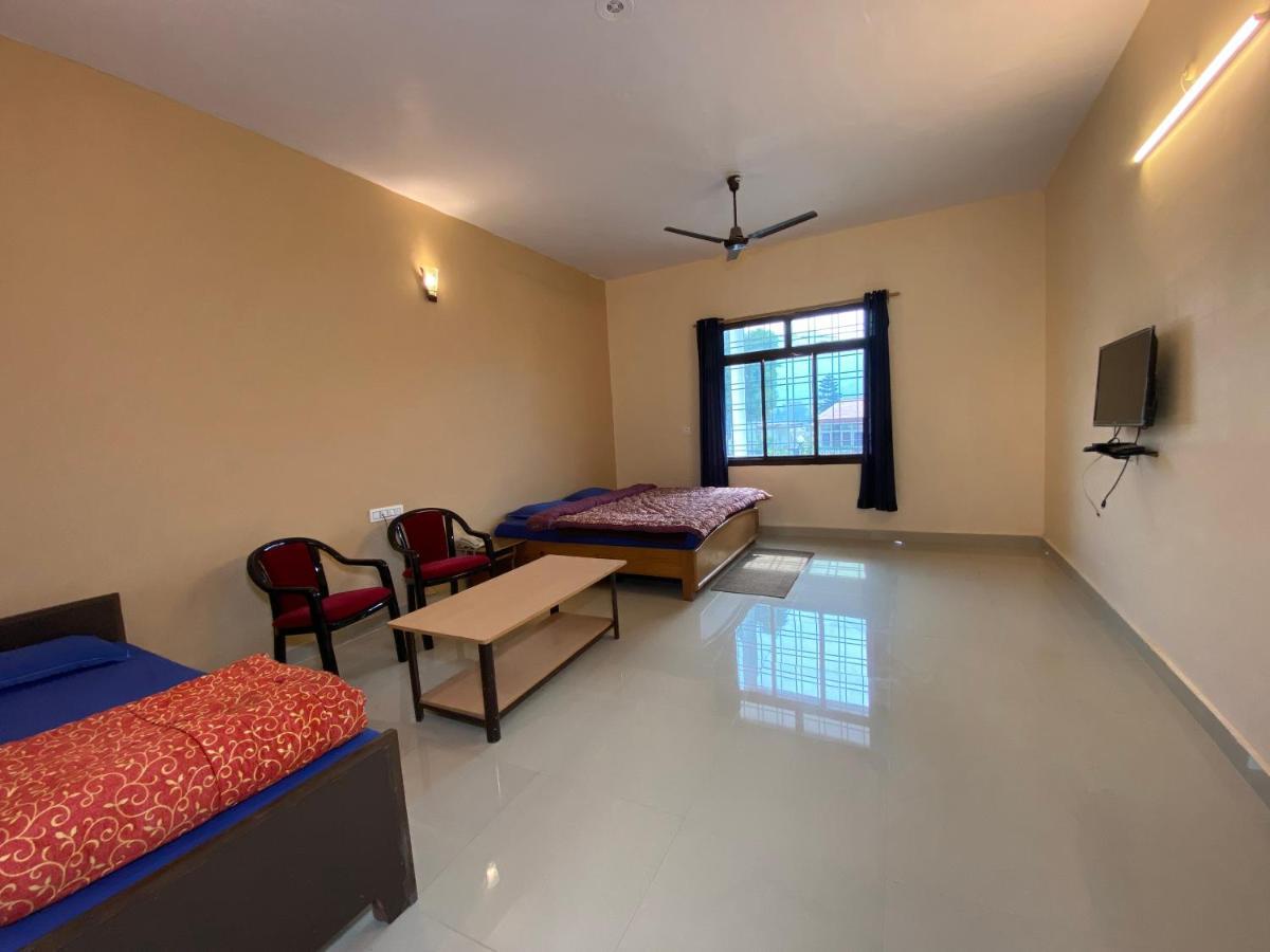 Kanara Hotel Bhīm Tāl エクステリア 写真
