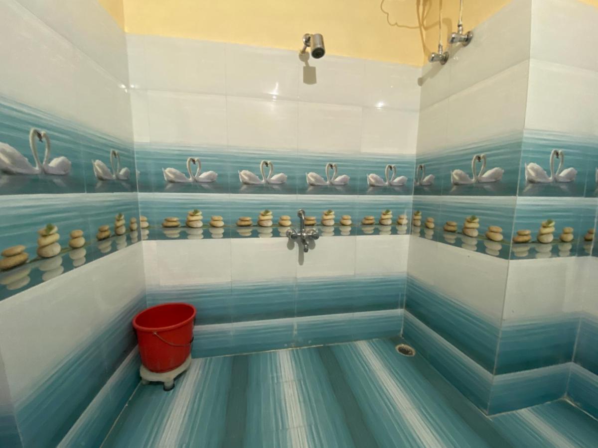 Kanara Hotel Bhīm Tāl エクステリア 写真