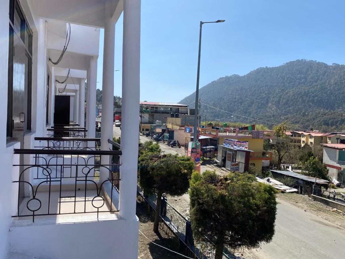 Kanara Hotel Bhīm Tāl エクステリア 写真