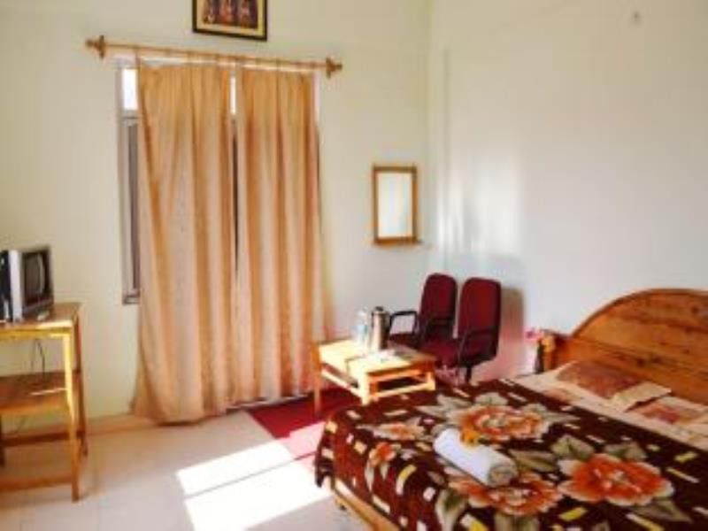 Kanara Hotel Bhīm Tāl エクステリア 写真