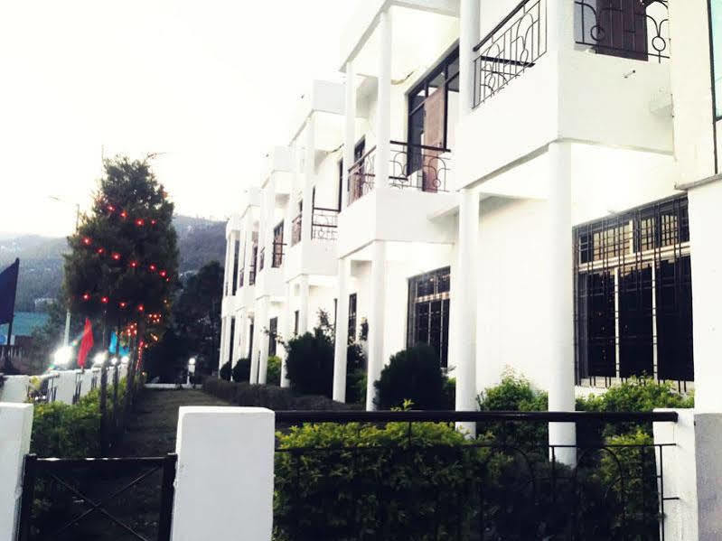 Kanara Hotel Bhīm Tāl エクステリア 写真